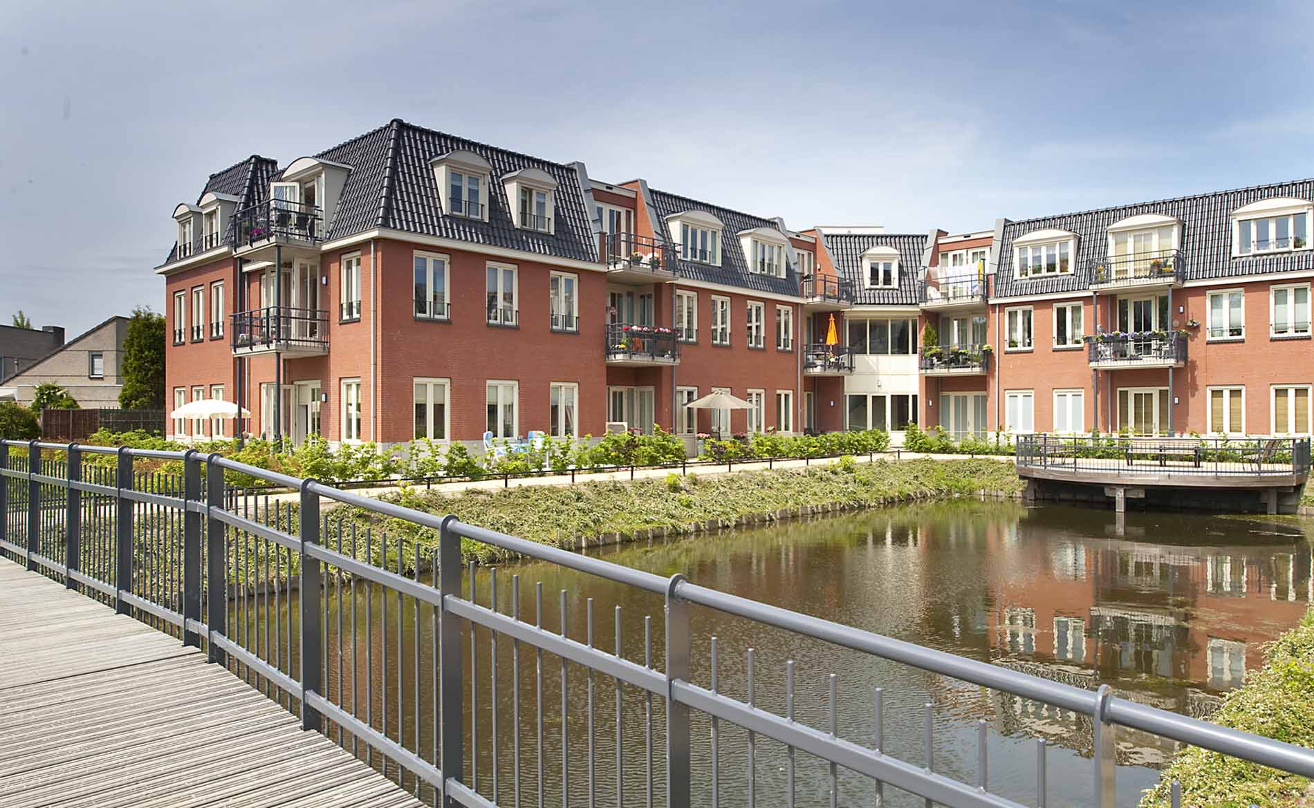 architect woningbouw seniorenappartementen woonzorggebouw Om de Noord Hoogkarspel BBHD architecten