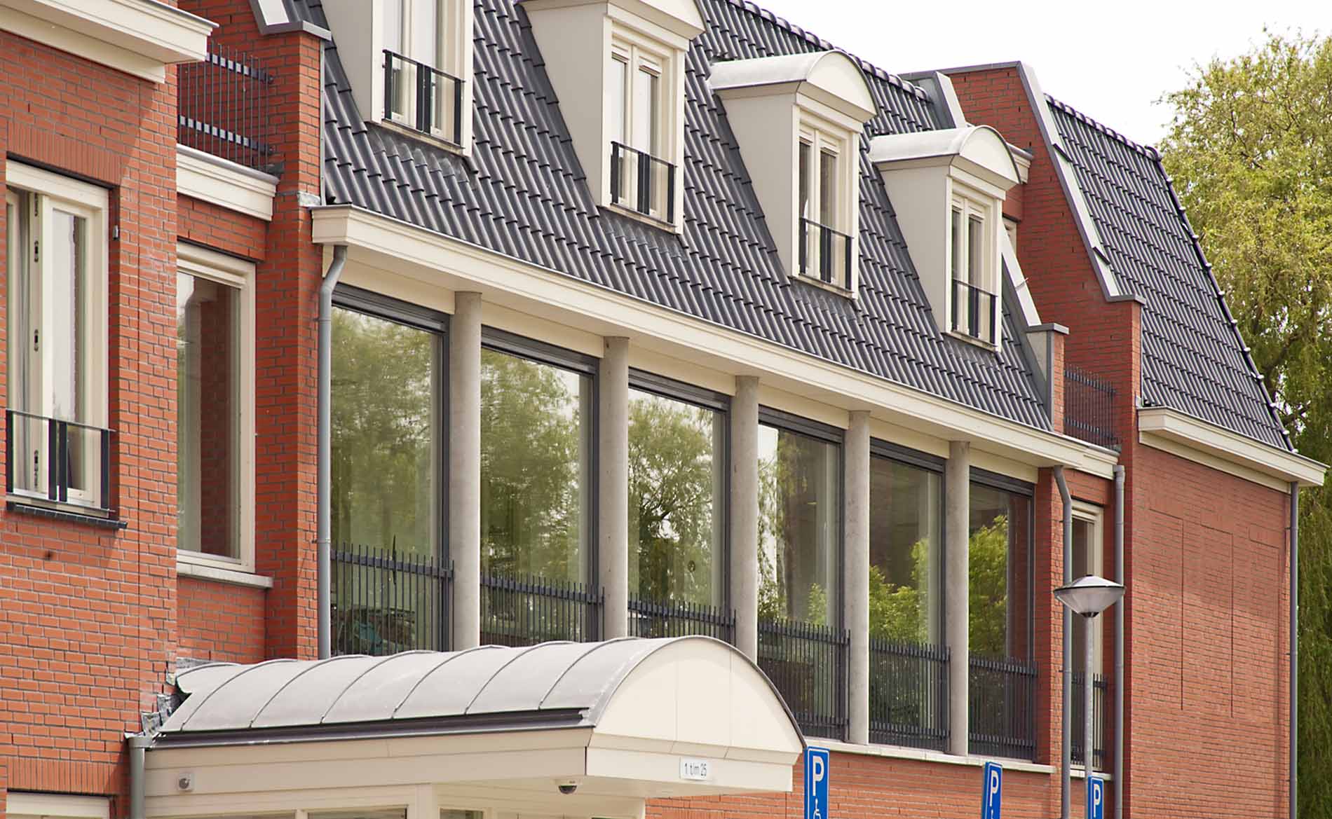 architect woningbouw seniorenappartementen woonzorggebouw Om de Noord Hoogkarspel BBHD architecten