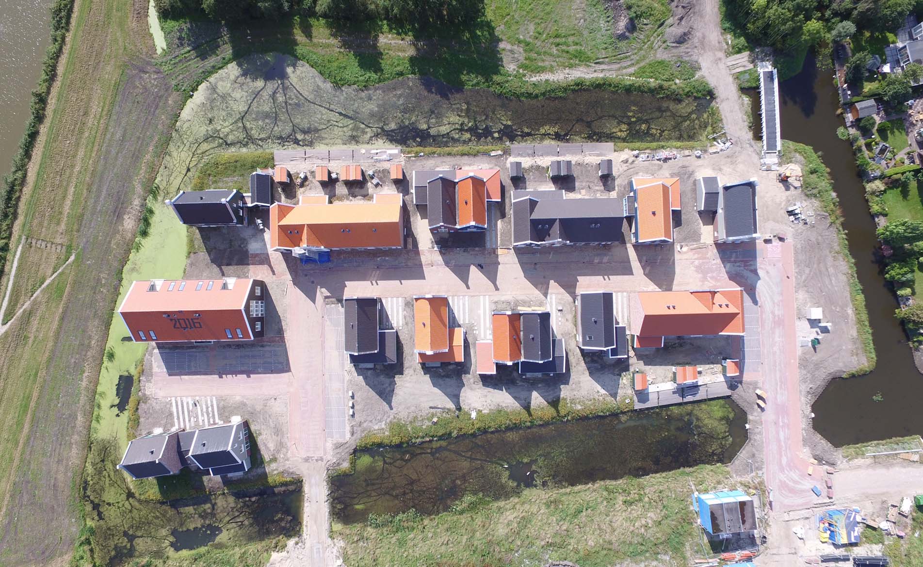 appartementen De Rijp BBHD architecten dorps bouwen architectuur