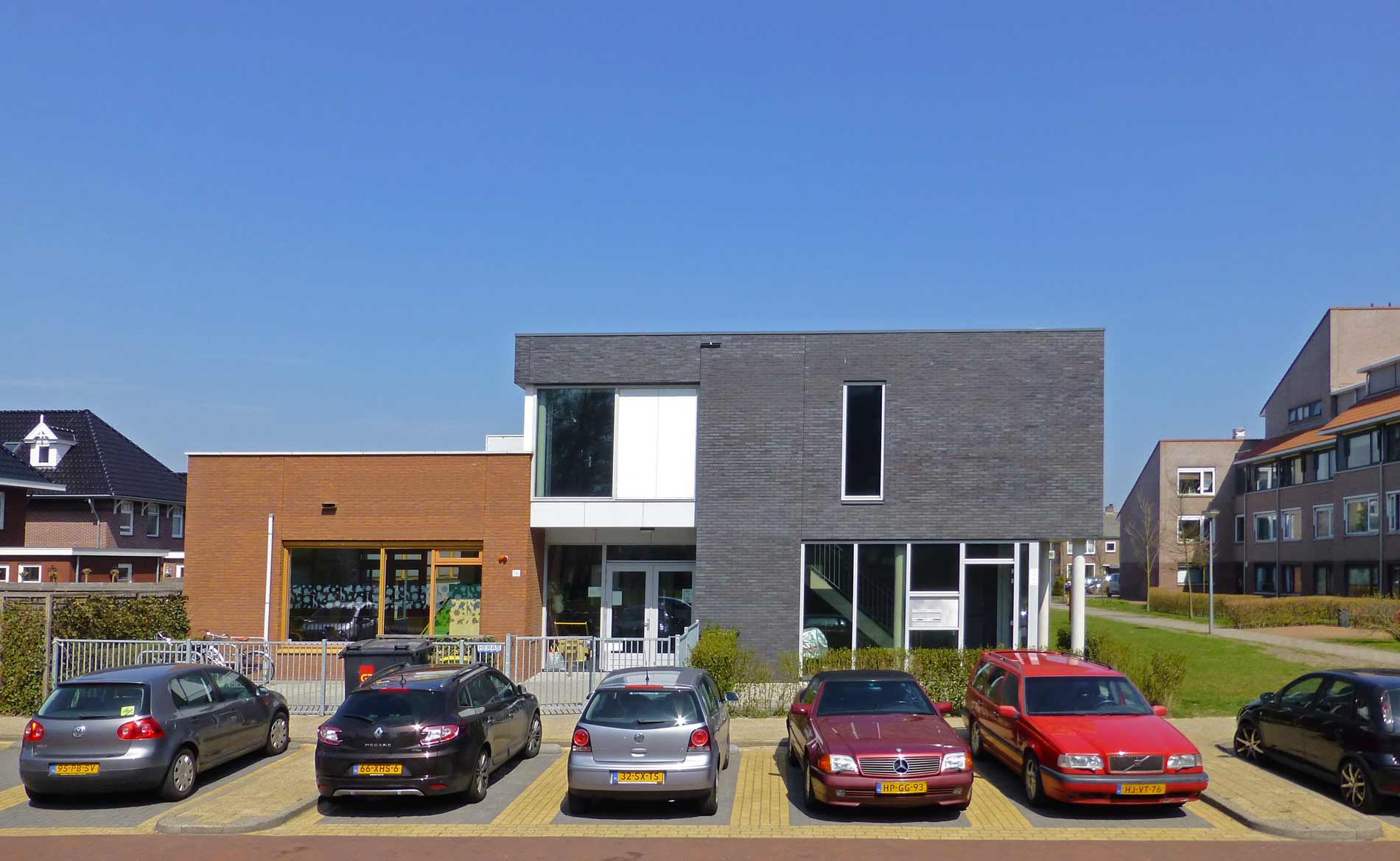 architect kinderopvang en appartementen kinderdagverblijf Eigen Wijs Limmen BBHD architecten