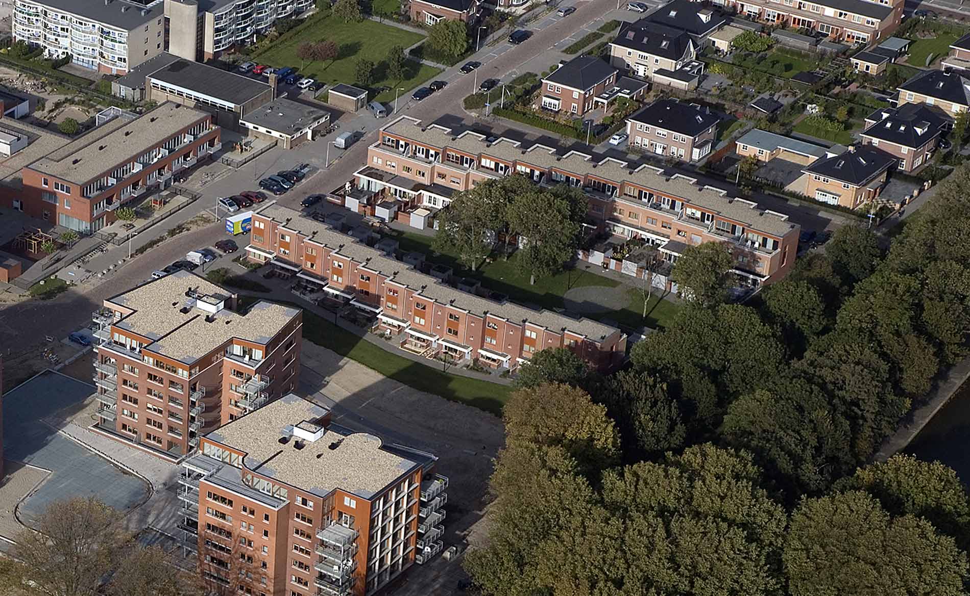 Meerestein Beverwijk Fase 4 Stadsvernieuwing grondgebonden woningen park BBHD architecten