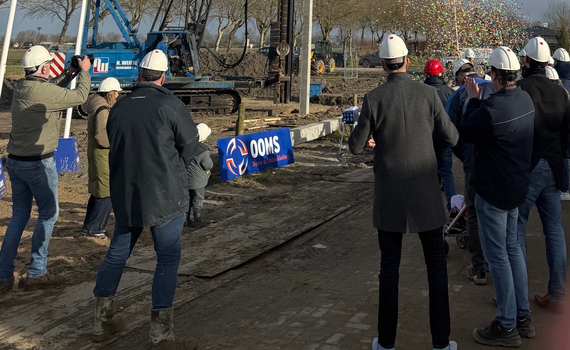 eerste paal Landsheer Warmenhuizen BBHD architecten